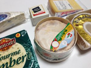 購入したカンボゾラ、パヴェ・ダフィノア、アッペンツェラー、フルム・ダンベール、モン・ドール、バラカチーズ