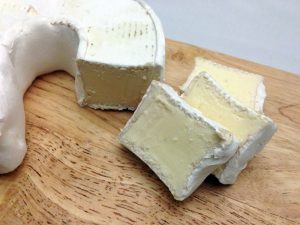 カットしたバラカチーズ