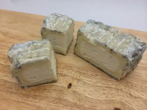 カットしたトレフル