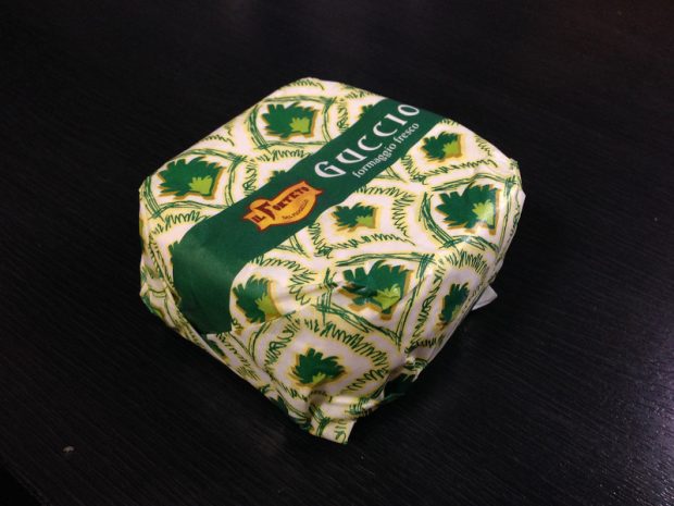 グッチョチーズのラベル
