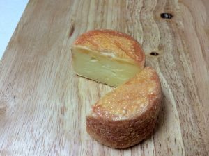 カットしたトゥルー・デュ・クリュチーズ